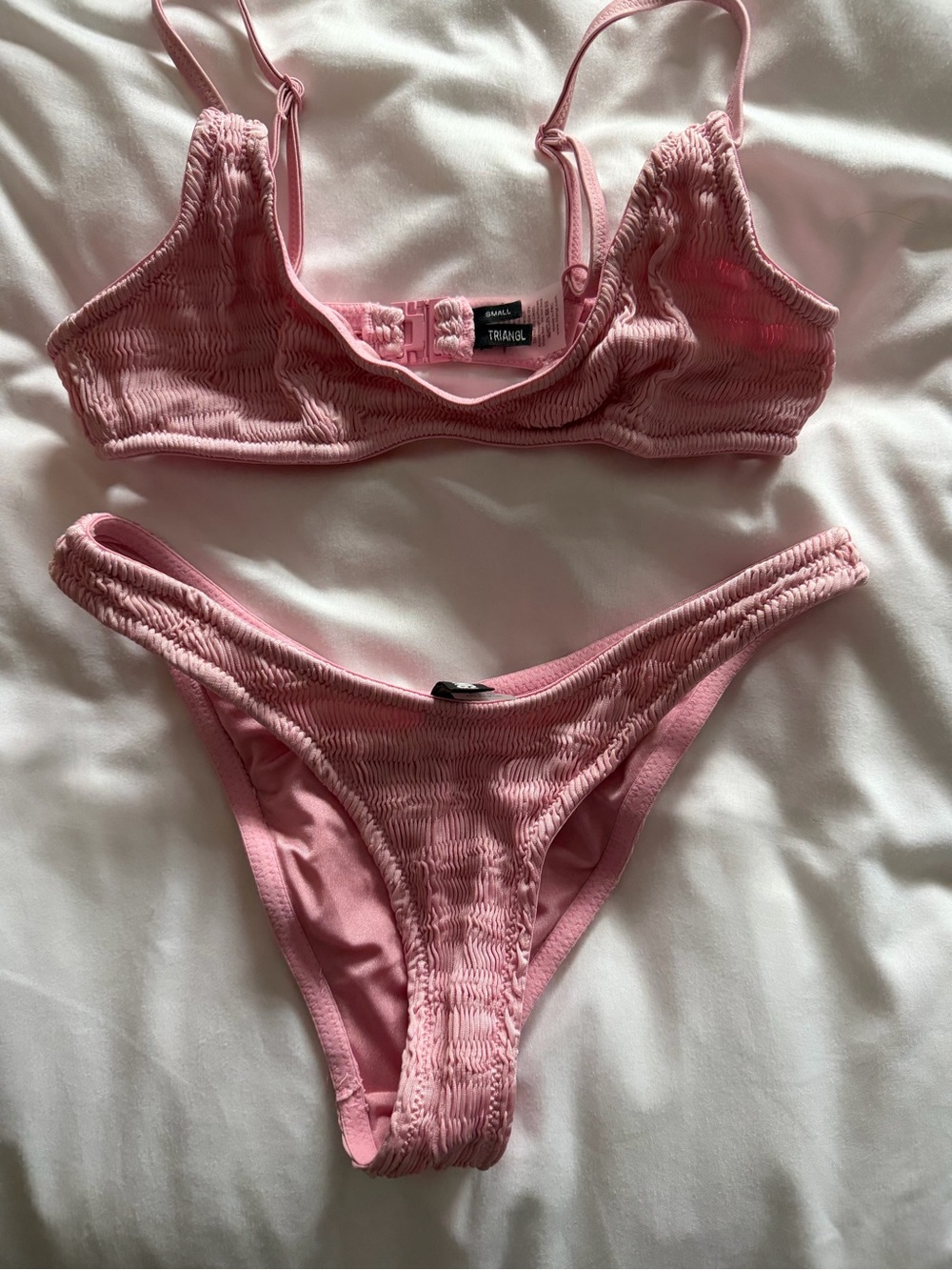 triangl swimwear Pink Textured Bikini Set with Pouch